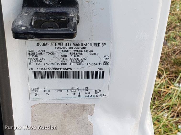 image for item GG9582 2008 Ford F550 truck cab and chassis