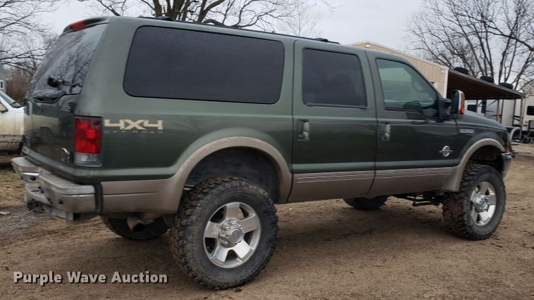 image for item GG9585 2002 Ford Excursion Limited SUV