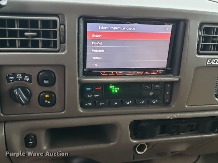 image for item GG9585 2002 Ford Excursion Limited SUV