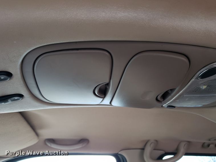 image for item GG9585 2002 Ford Excursion Limited SUV