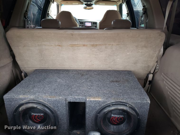 image for item GG9585 2002 Ford Excursion Limited SUV