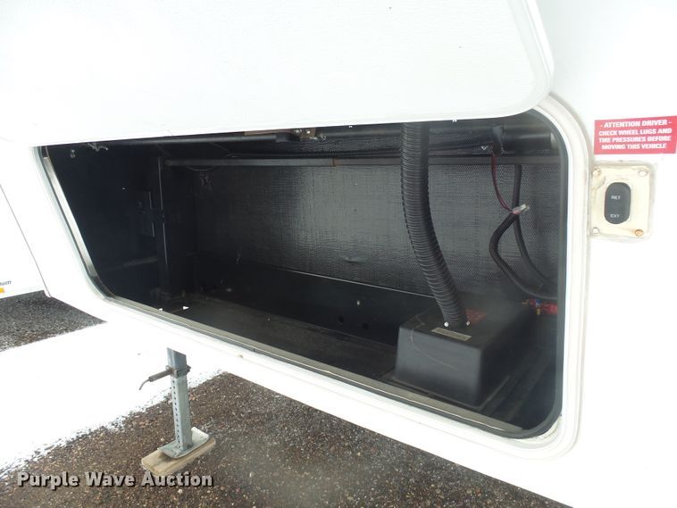 image for item GV9751 2008 Keystone 252RL camper