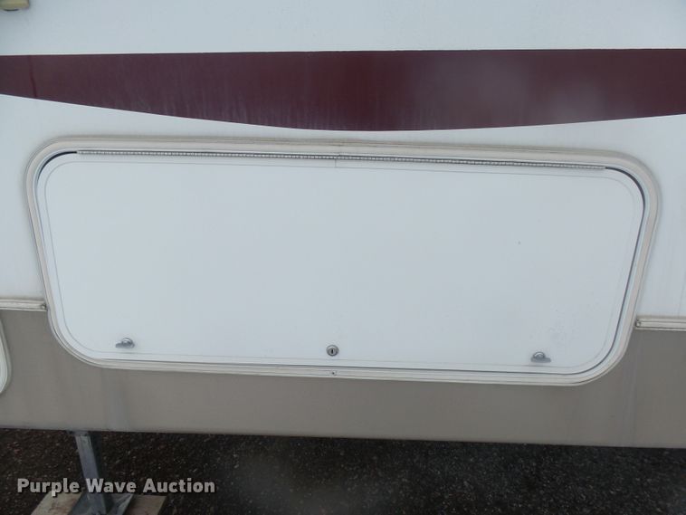 image for item GV9751 2008 Keystone 252RL camper