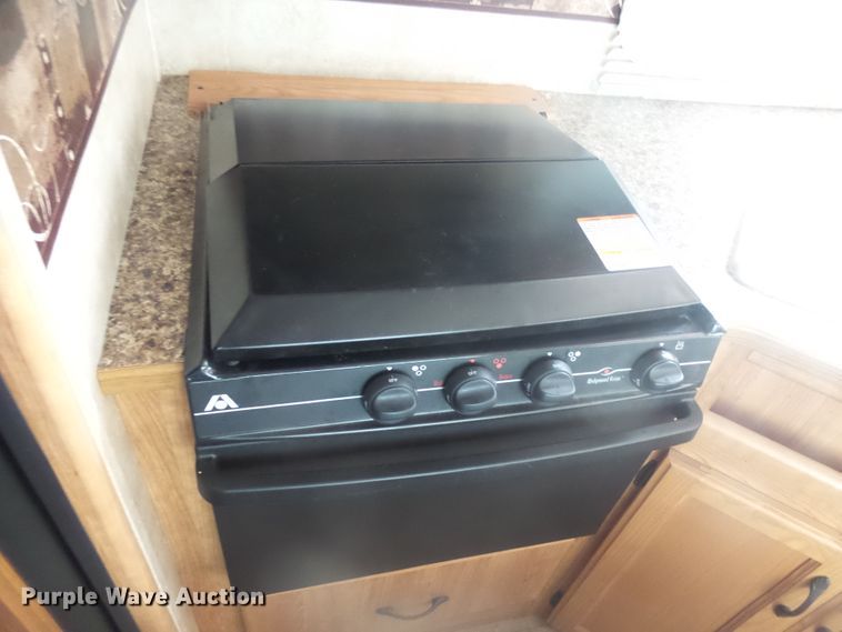 image for item GV9751 2008 Keystone 252RL camper