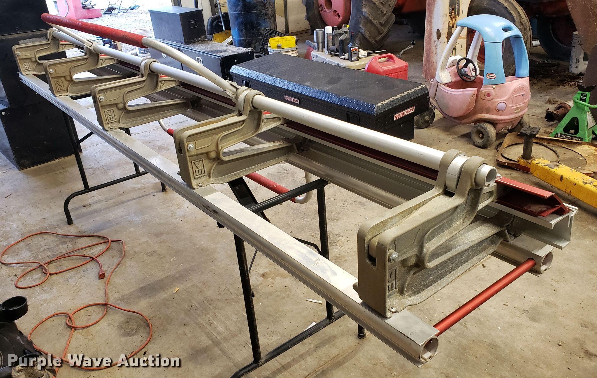 Van Mark 3017 trim brake and cutter in Cherryvale, KS Item GG9586