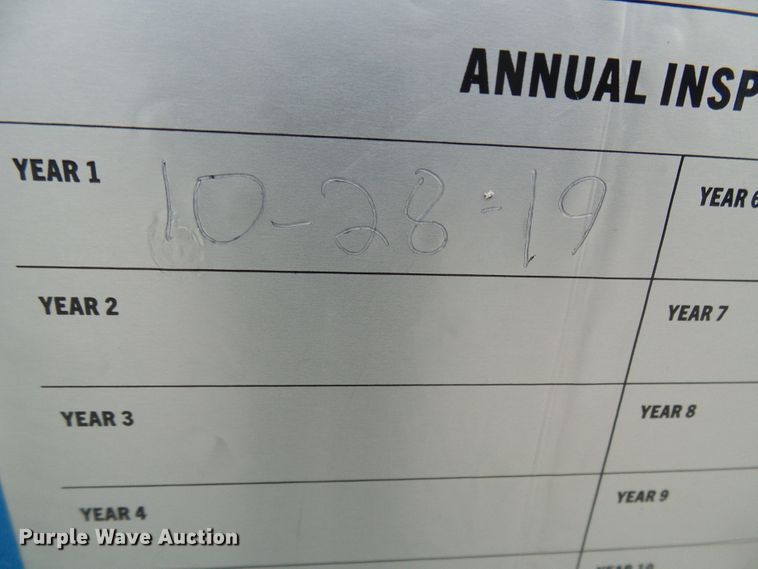 image for item DD1958 2001 Genie Z-34/22N boom lift