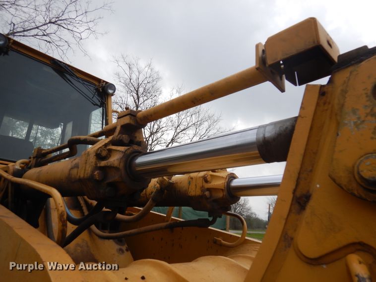 image for item DD3037 1995 Caterpillar 973 LGP track loader