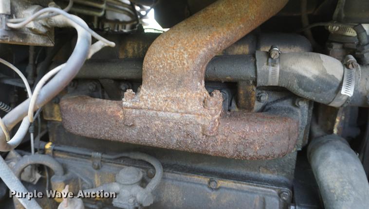 image for item DD6627 International 260A backhoe