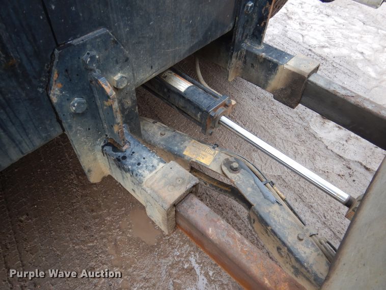 image for item DG5895 1999 Sterling LT7501 hydrovac truck