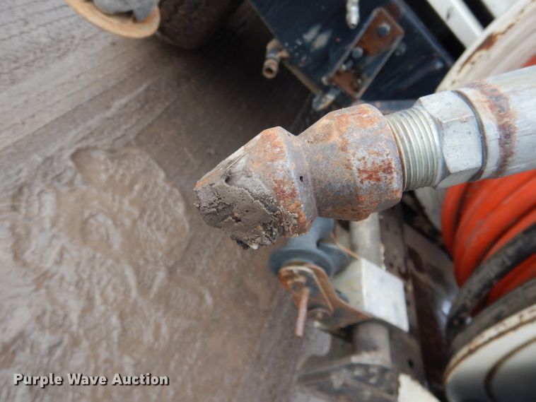 image for item DG5895 1999 Sterling LT7501 hydrovac truck