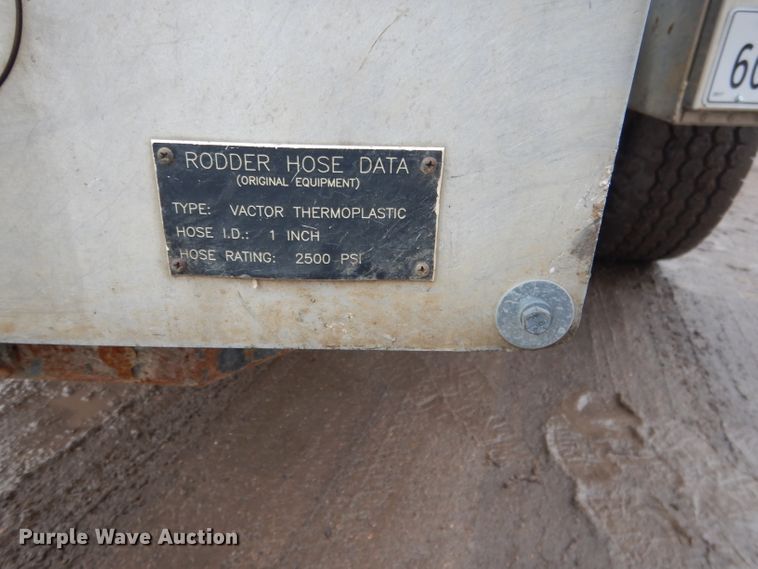 image for item DG5895 1999 Sterling LT7501 hydrovac truck