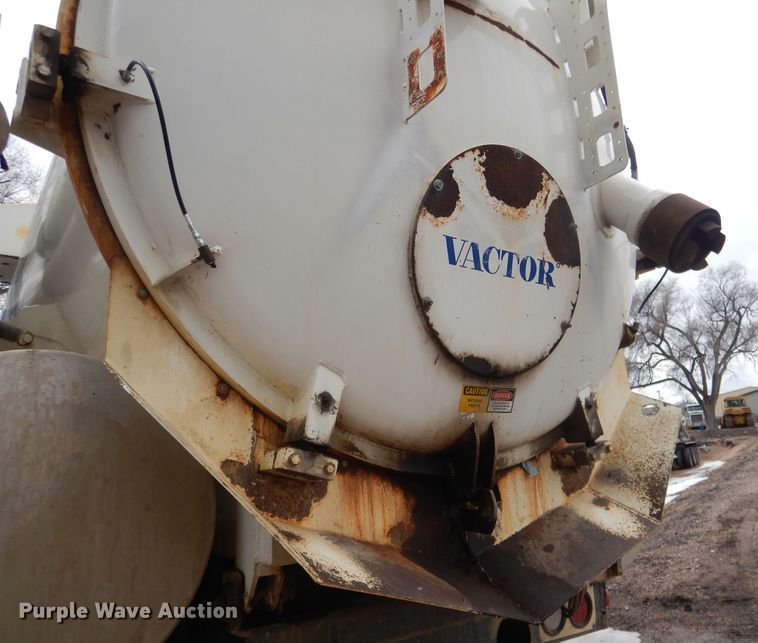 image for item DG5895 1999 Sterling LT7501 hydrovac truck