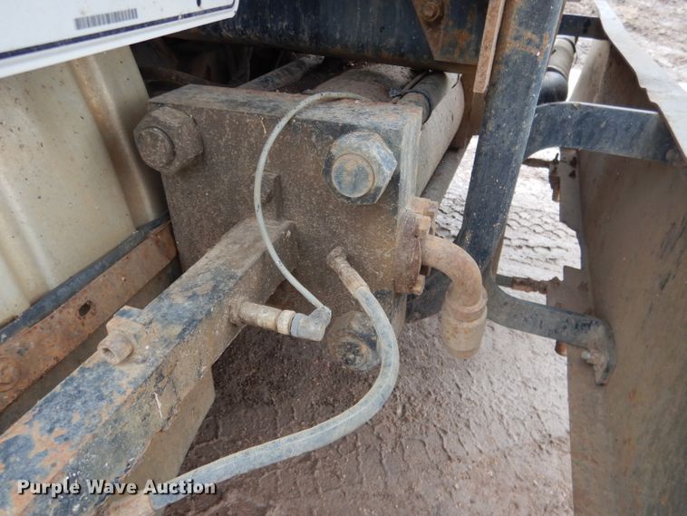 image for item DG5895 1999 Sterling LT7501 hydrovac truck