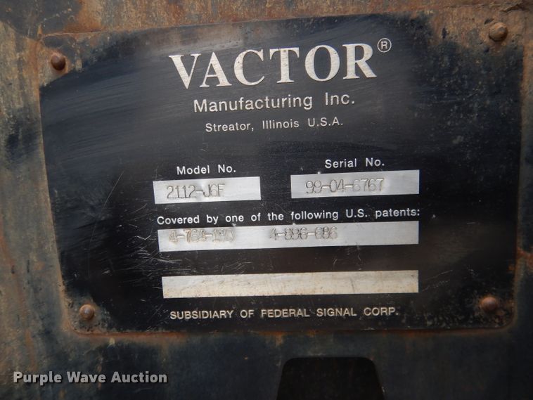 image for item DG5895 1999 Sterling LT7501 hydrovac truck