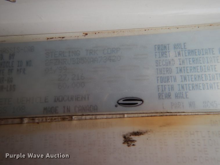 image for item DG5895 1999 Sterling LT7501 hydrovac truck