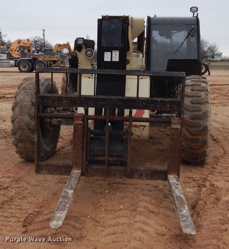 image for item DH2273 Ingersoll Rand VR843C telehandler