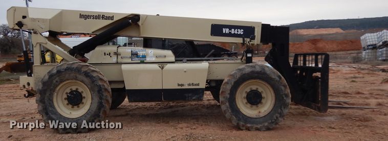 image for item DH2273 Ingersoll Rand VR843C telehandler