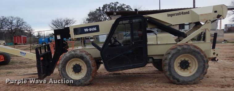 image for item DH2273 Ingersoll Rand VR843C telehandler