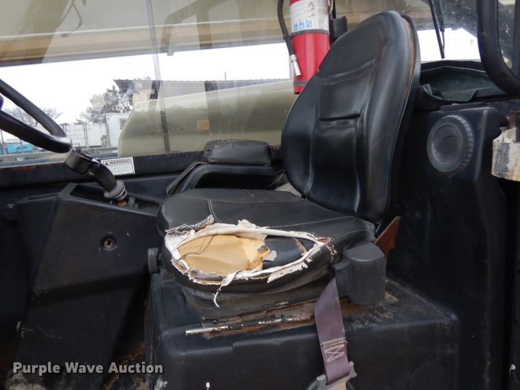 image for item DH2273 Ingersoll Rand VR843C telehandler