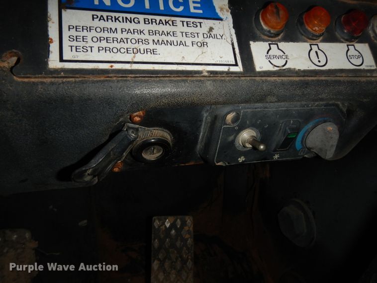 image for item DH2273 Ingersoll Rand VR843C telehandler