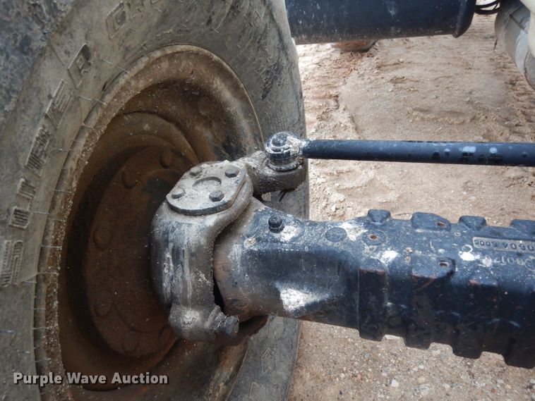 image for item DH2273 Ingersoll Rand VR843C telehandler