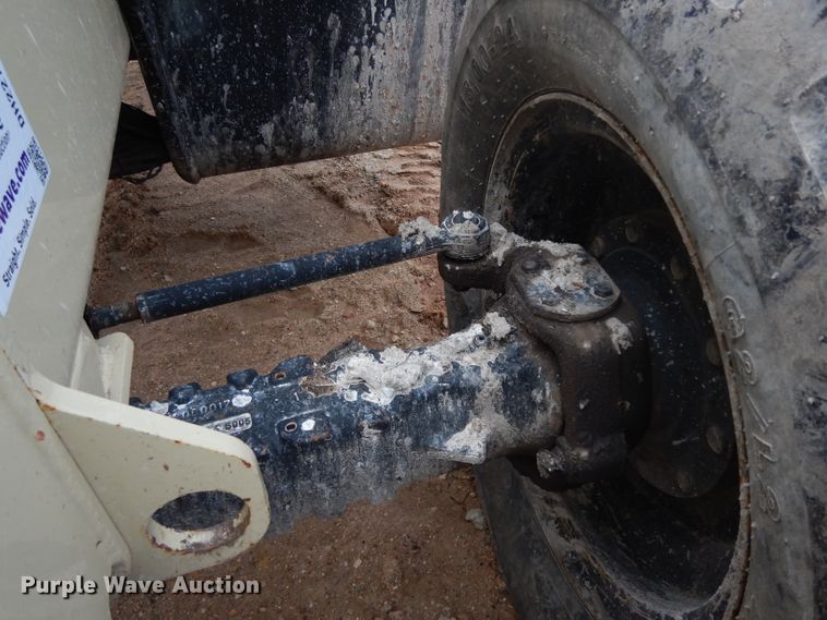 image for item DH2273 Ingersoll Rand VR843C telehandler