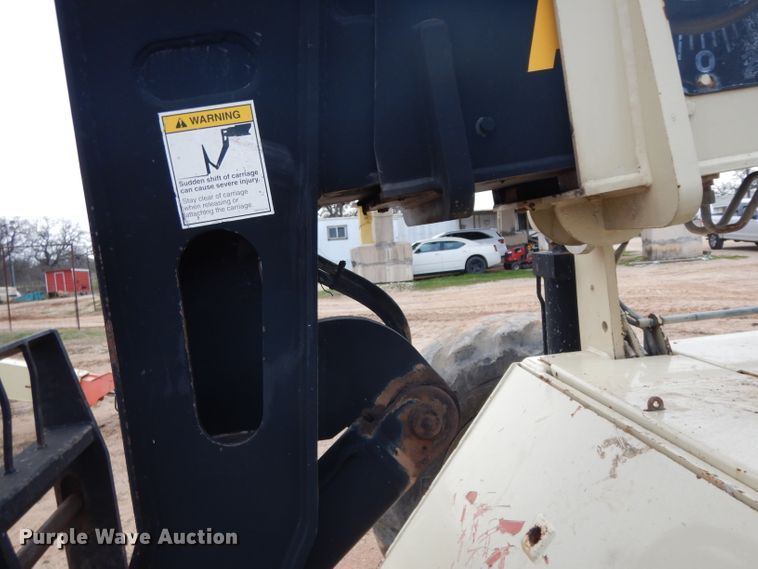 image for item DH2273 Ingersoll Rand VR843C telehandler