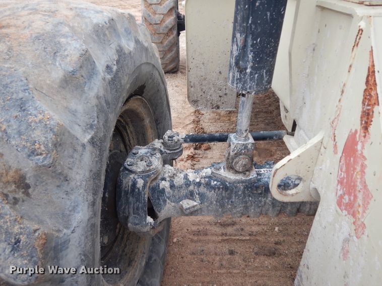 image for item DH2273 Ingersoll Rand VR843C telehandler