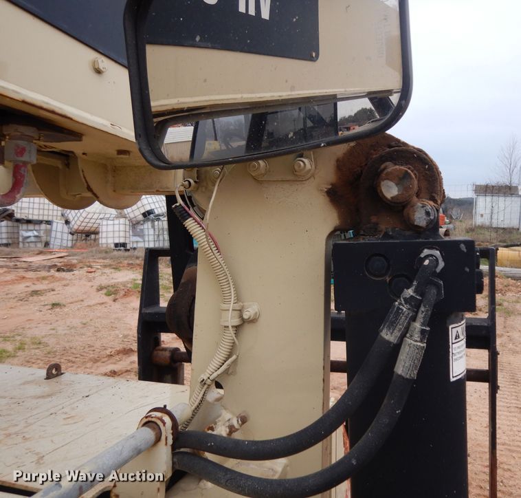 image for item DH2273 Ingersoll Rand VR843C telehandler