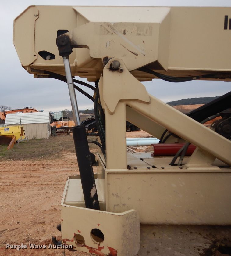 image for item DH2273 Ingersoll Rand VR843C telehandler