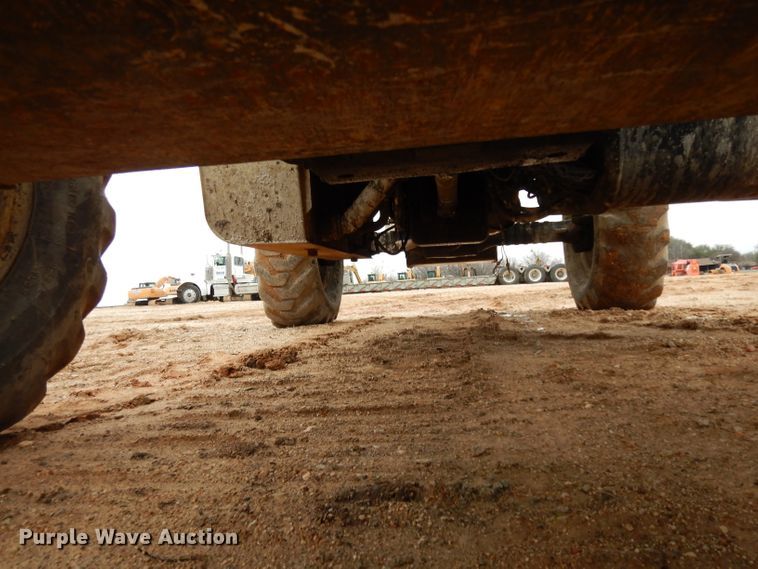 image for item DH2273 Ingersoll Rand VR843C telehandler