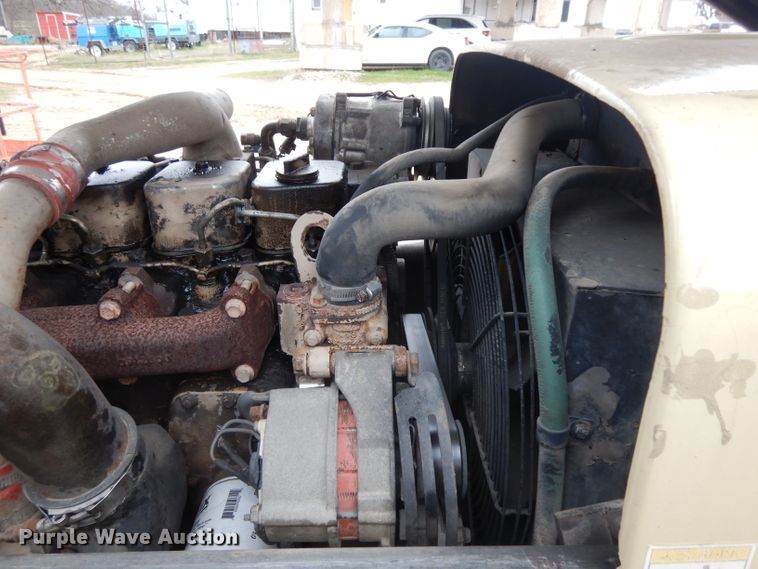 image for item DH2273 Ingersoll Rand VR843C telehandler