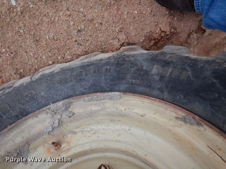 image for item DH2273 Ingersoll Rand VR843C telehandler