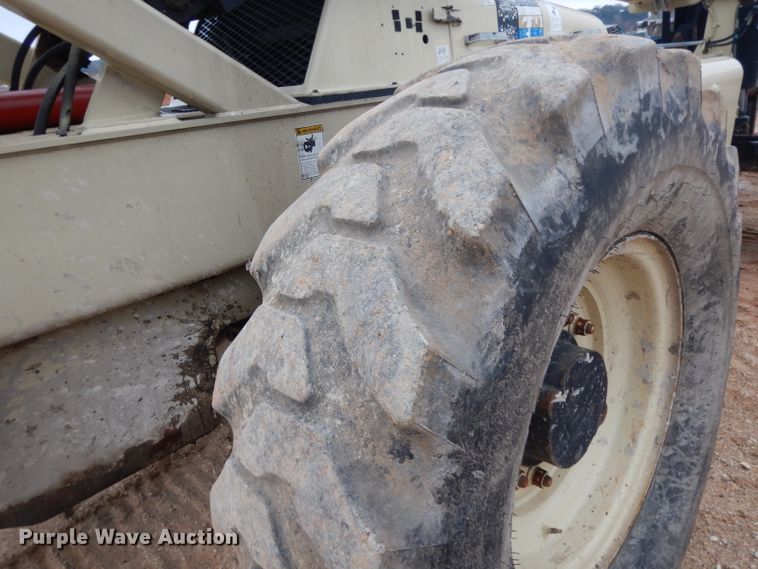 image for item DH2273 Ingersoll Rand VR843C telehandler