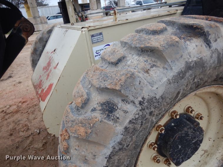 image for item DH2273 Ingersoll Rand VR843C telehandler