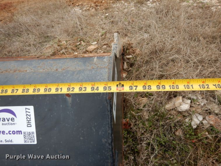 image for item DH2277 Star Industries 1408GHC forklift bucket