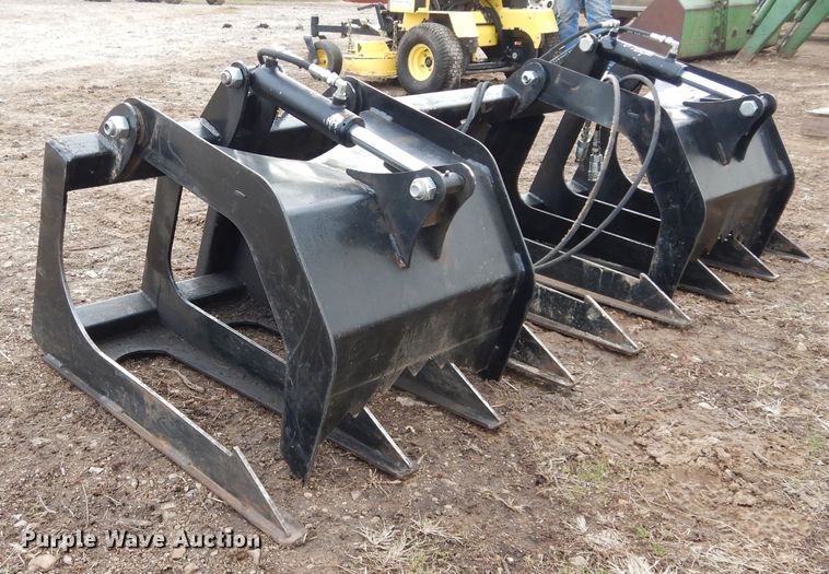 image for item DH3696 Brute 82"W skid steer grapple bucket