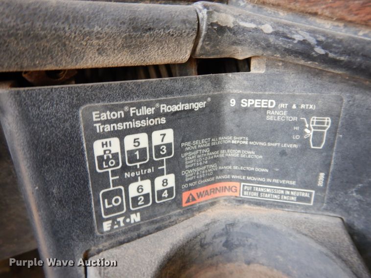 image for item DH3697 1990 Freightliner FLD dump truck