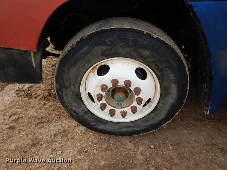 image for item DH3697 1990 Freightliner FLD dump truck