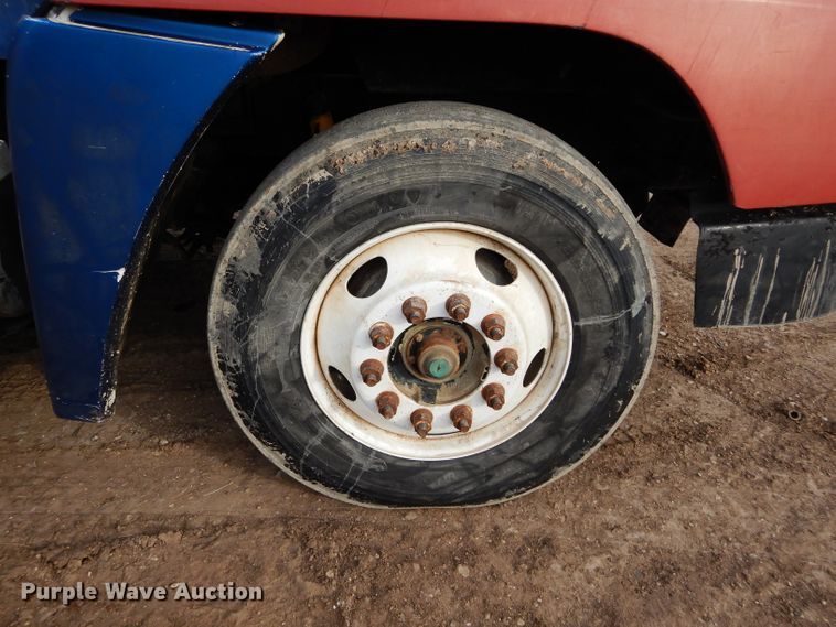 image for item DH3697 1990 Freightliner FLD dump truck