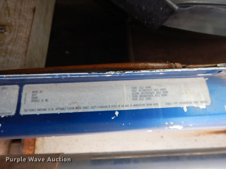 image for item DH3697 1990 Freightliner FLD dump truck