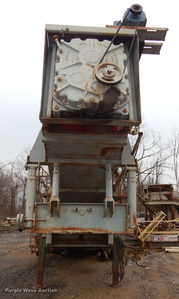 image for item DH4326 Cedarapids three deck wash plant