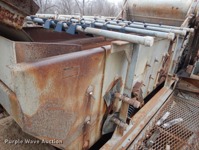 image for item DH4326 Cedarapids three deck wash plant