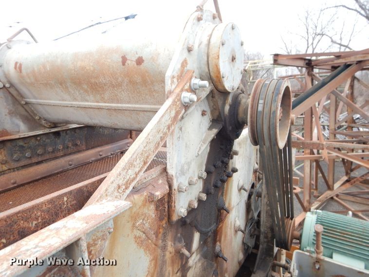 image for item DH4326 Cedarapids three deck wash plant