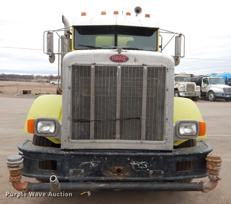 image for item DH4330 1991 Peterbilt 378 water truck