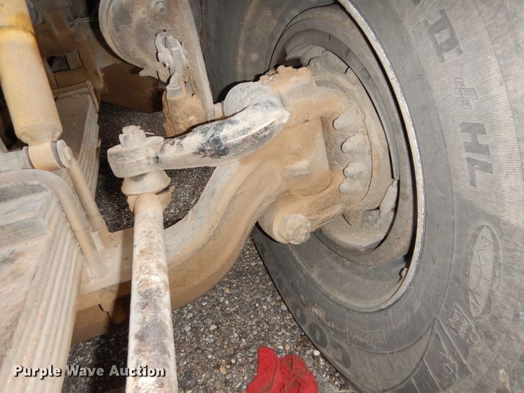 image for item DH4330 1991 Peterbilt 378 water truck