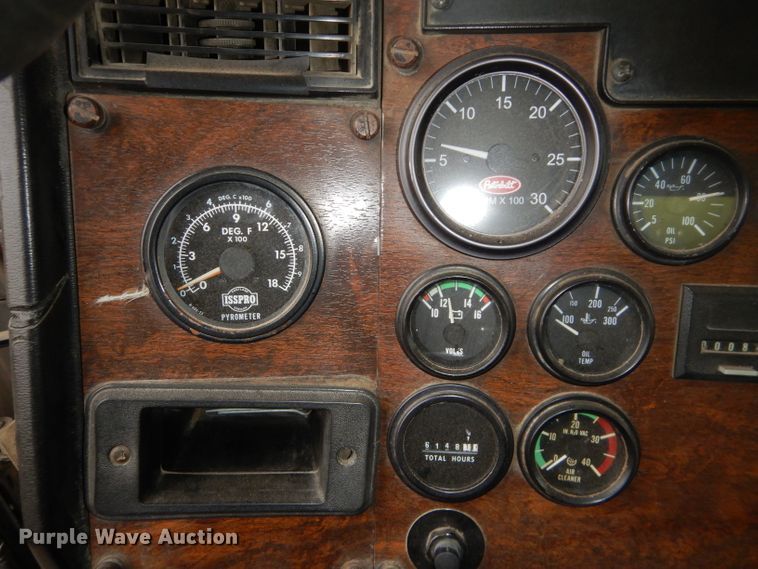 image for item DH4330 1991 Peterbilt 378 water truck