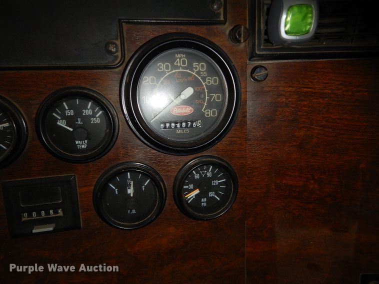 image for item DH4330 1991 Peterbilt 378 water truck