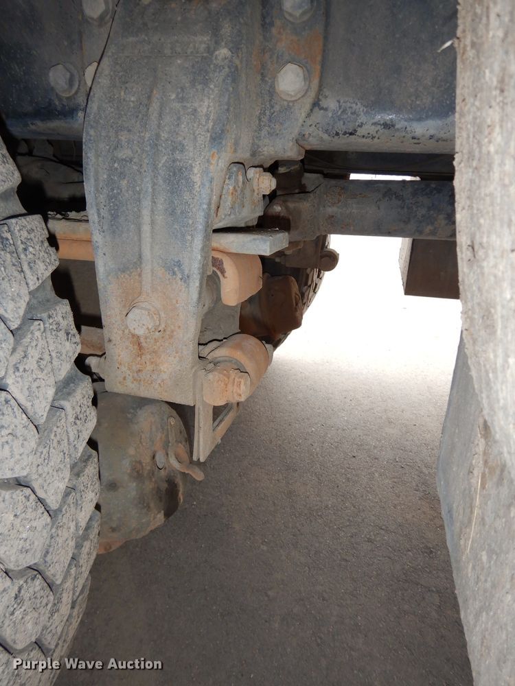 image for item DH4330 1991 Peterbilt 378 water truck