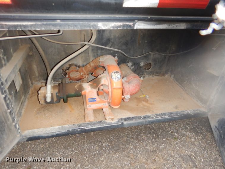 image for item DH4330 1991 Peterbilt 378 water truck